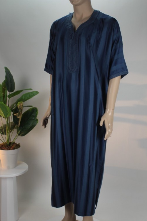 Lacivert İthal Kumaş Fas Fistanı – Gold Nakış İşlemeli ve Kendinden Desenli Lüx Erkek Entari