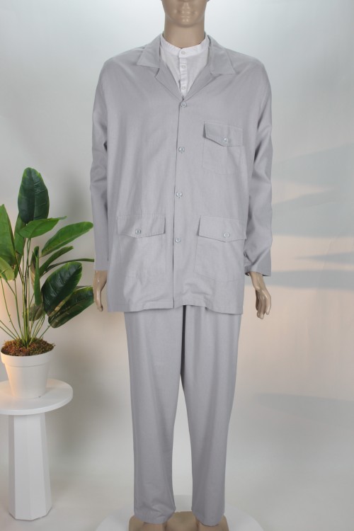 Gri İnce Keten Safari Hac ve Umre Takımı – Salaş Kesim ve Fonksiyonel Tasarım