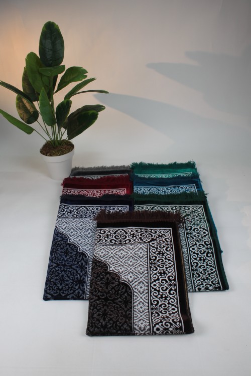 Yeşil 550 gr Velor Sedefli Seccade 