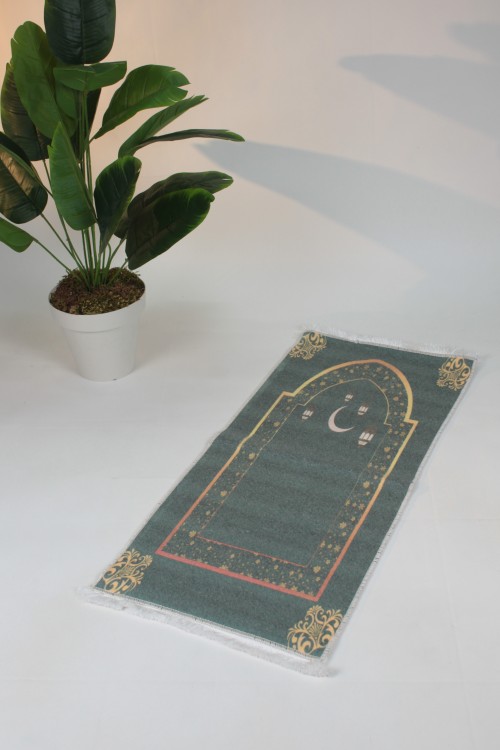 Desenli Kaymaz Tabanlı Çocuk Seccadesi