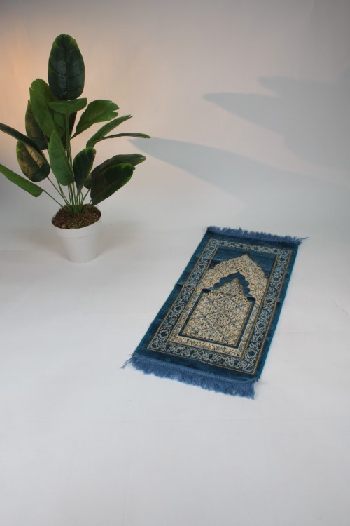 Mavi Çocuk Seccadesi