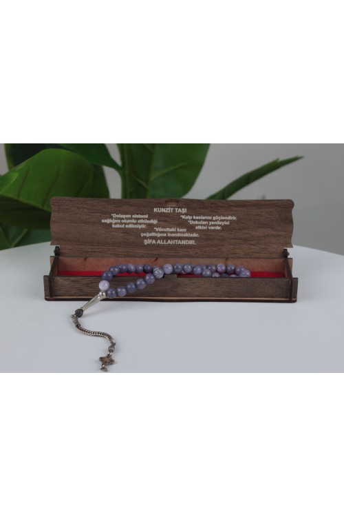 Kunzit Taşı Özel Ahşap Kutulu Doğal Taş Tespih Serisi – Şifalı ve Estetik Koleksiyon