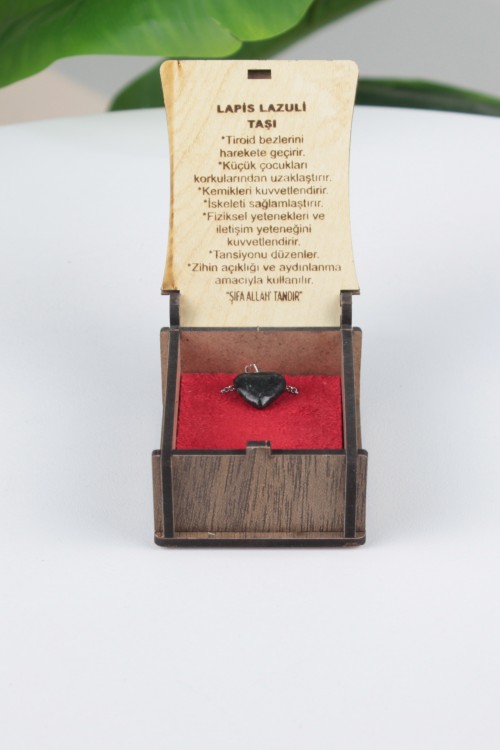 Lapis Lazuli Taşı Özel Ahşap Kutulu Doğal Taş Kolye Koleksiyonu – Hakiki Şifalı Taşlar, Bilgi Kartlı ve Hediye Konseptli Tasarım Kolyeler