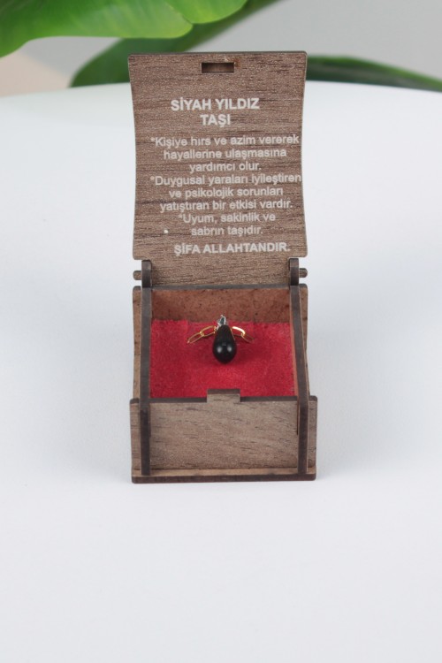 Siyah Yıldız Taşı Özel Ahşap Kutulu Doğal Taş Kolye Koleksiyonu – Hakiki Şifalı Taşlar, Bilgi Kartlı ve Hediye Konseptli Tasarım Kolyeler