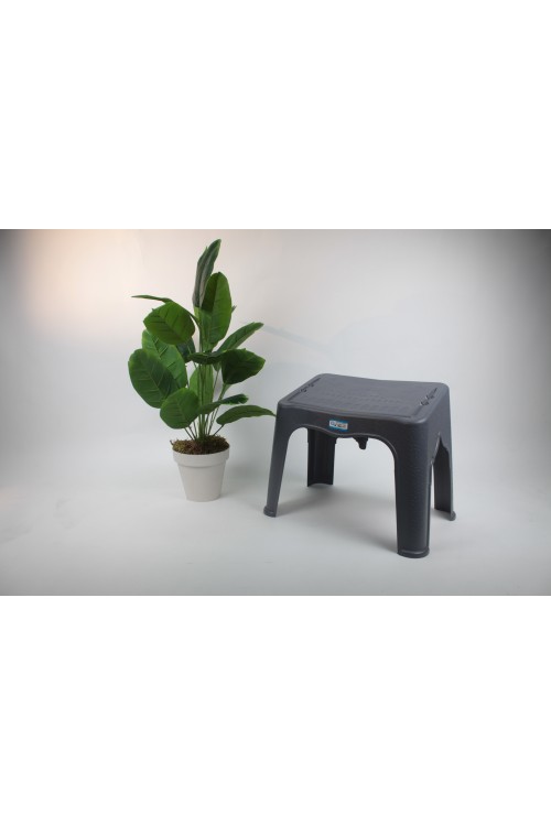 Gri Dört Ayaklı Plastik Rahle – Ergonomik Tasarımlı, Dayanıklı ve Hafif Kitap Okuma Standı