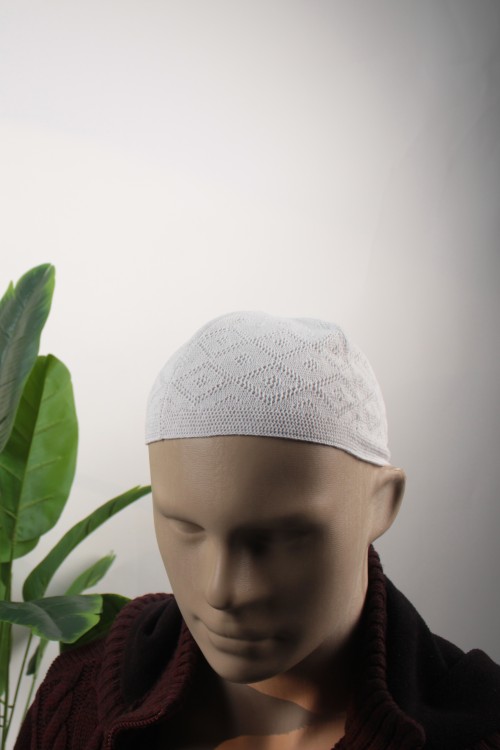 Beyaz 12'li Paket Klasik Örgü Takke – Hac ve Umre İçin  Esnek ve Hava Alan Hediyelik Erkek Takke Seti