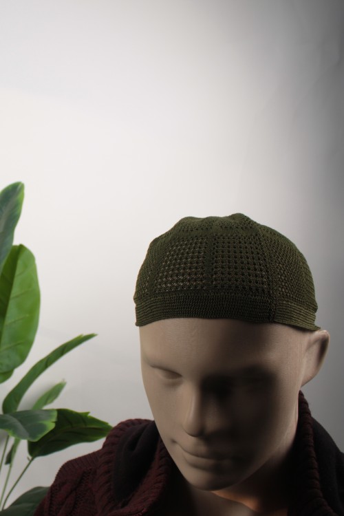 Yeşil 12'li Paket Kaliteli Örgü Takke – Hac ve Umre İçin  Esnek ve Hijyenik Poşetli Hediyelik Erkek Takke Seti