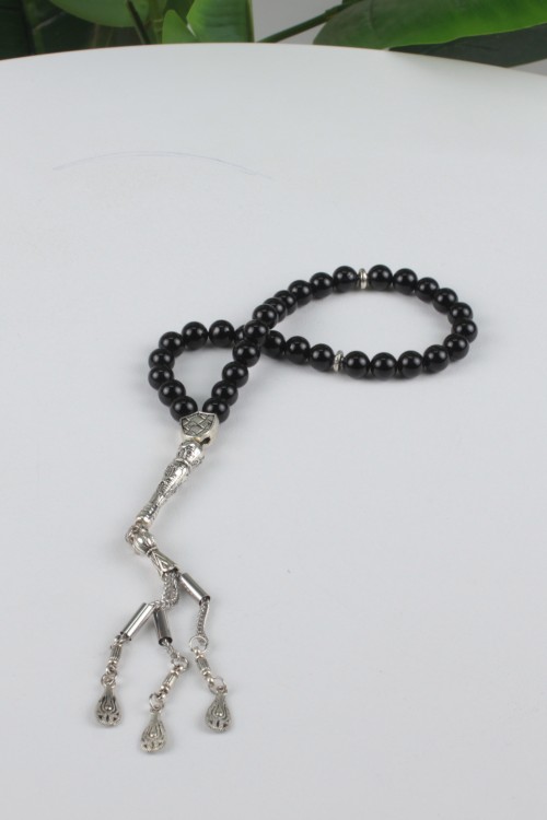 33'lü Siyah Akik Doğal Taş Tespih – Alpaka Kaplama İmameli, Üçlü Sistemli Kamçı ve Asil Siyah Enerji Aksesuarı