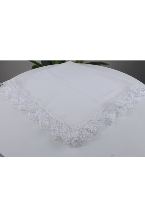 75x150 cm Mevlüt Örtüsü – Kenarı El İşçiliği Dantel Detaylı, Şifon Dokulu ve Cemiyetler İçin Şık Beyaz Namaz Örtüsü