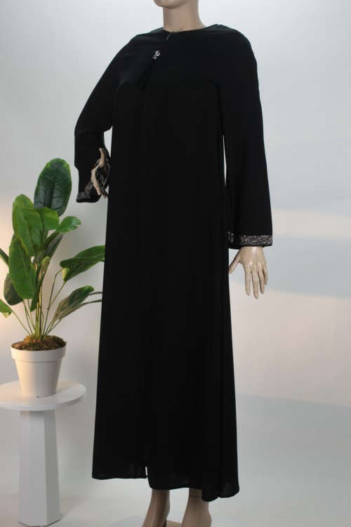 Siyah Kol Ucu Taşlı Medine İpeği Ferace
